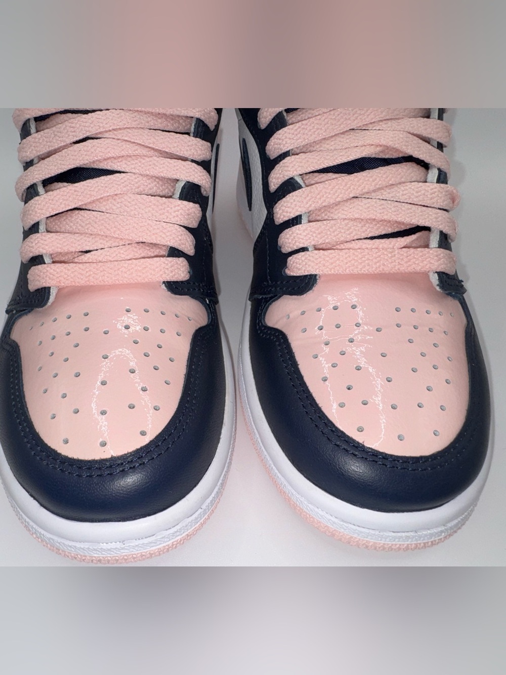 Nike Air Jordan 1 Mid Pink Navy (DD9335-641) Women’s 6.5 Pink Patent Leather - Picture 11 of 17